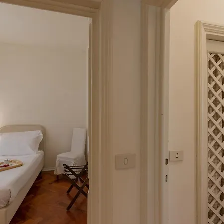 Seta Spacious Next To The Duomo * Florence