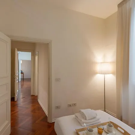 아파트 Seta Spacious Next To The Duomo *